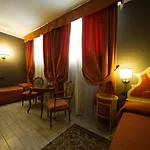 Hotel Aaron